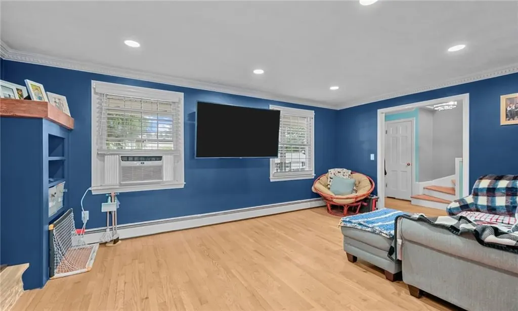 8 Green Valley Drive Johnston RI 02919