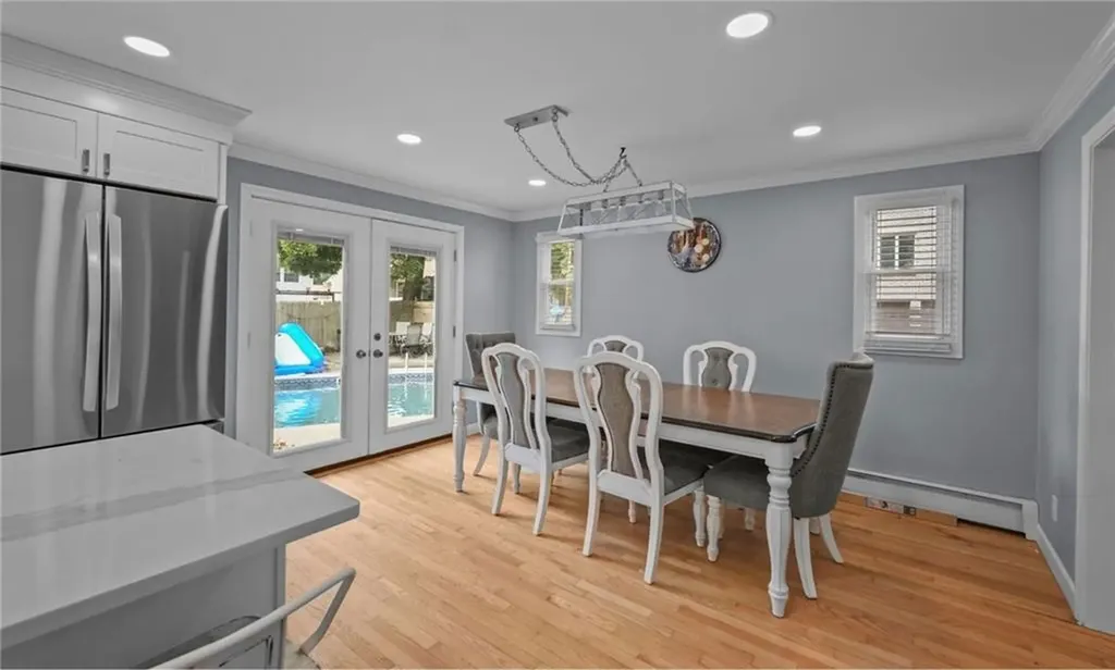 8 Green Valley Drive Johnston RI 02919