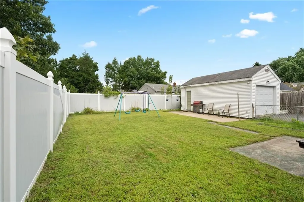 171 Avenue A Woonsocket RI 02895