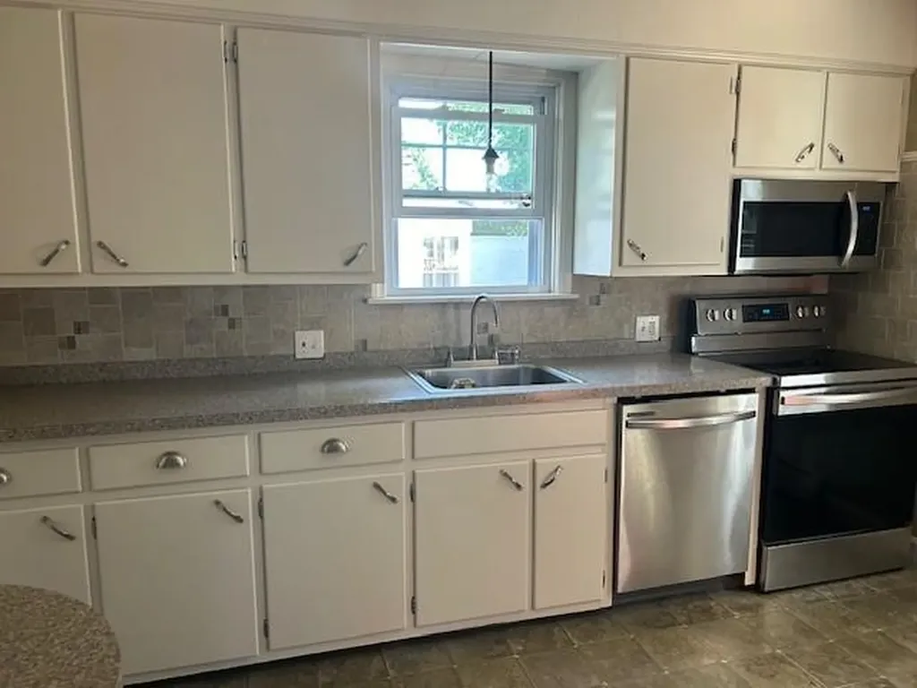 26 Ruxton Street Cranston RI 02910