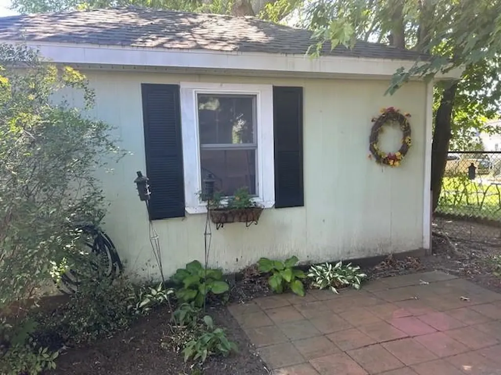 26 Ruxton Street Cranston RI 02910