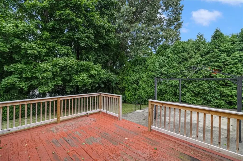 144 Lawnacre Drive Cranston RI 02920