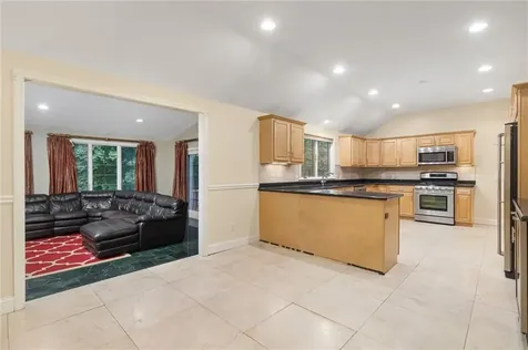 144 Lawnacre Drive Cranston RI 02920