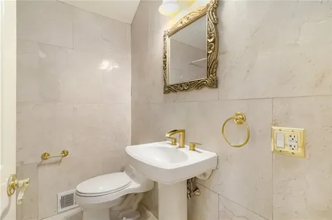 144 Lawnacre Drive Cranston RI 02920