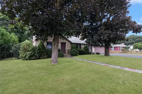 144 Lawnacre Drive Cranston RI 02920