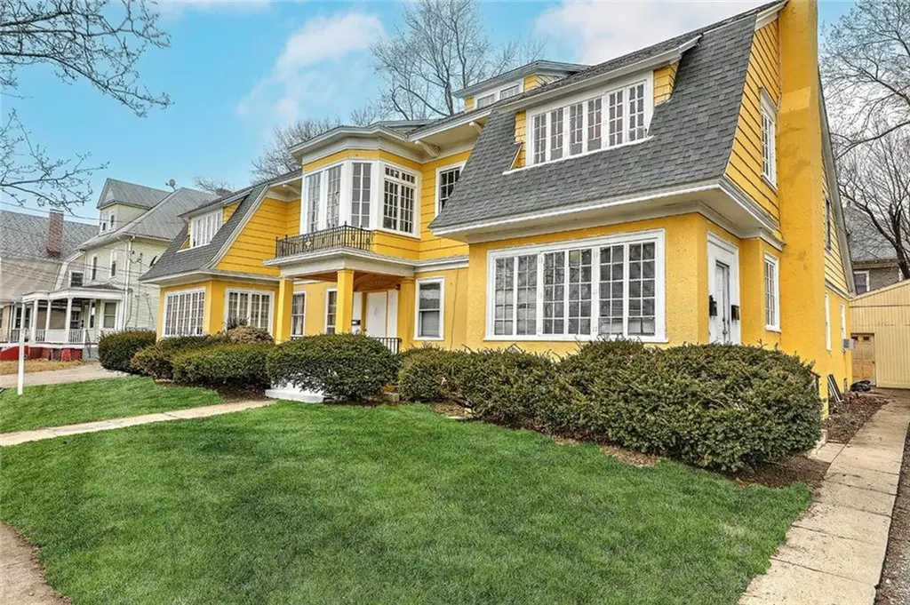189 193 Ontario Street Providence RI 02907
