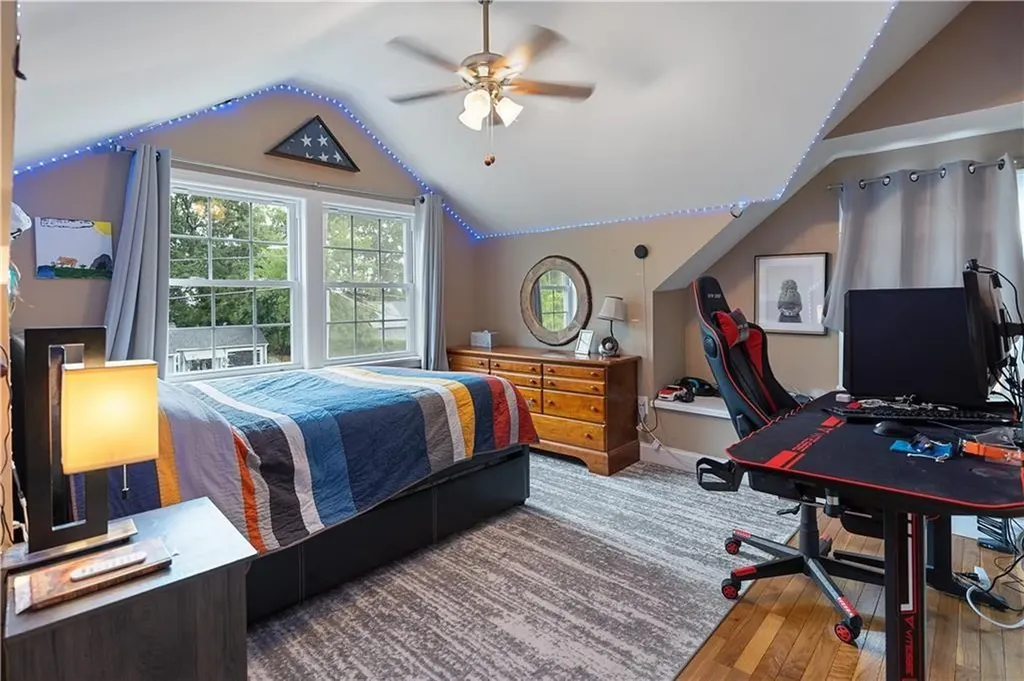 21 Kearsarge Drive Cranston RI 02920