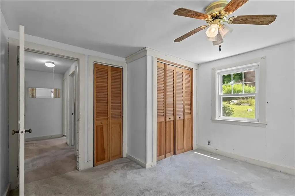 18 Rocky Avenue Tiverton RI 02878