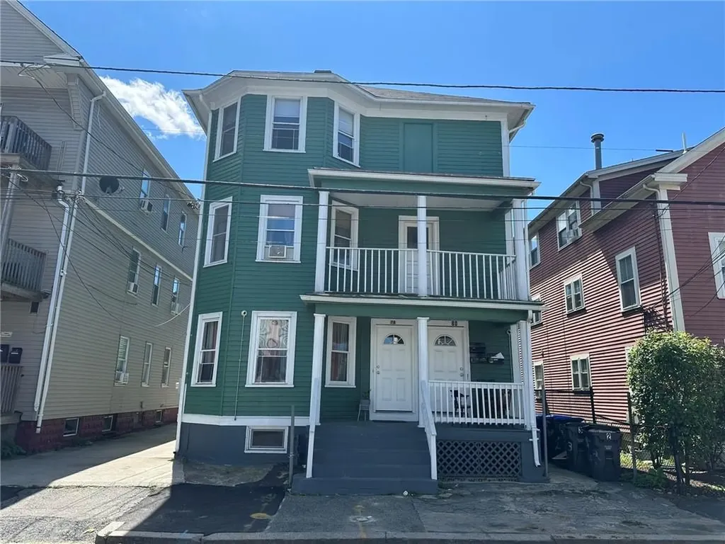 78 80 Potters Avenue Providence RI 02905