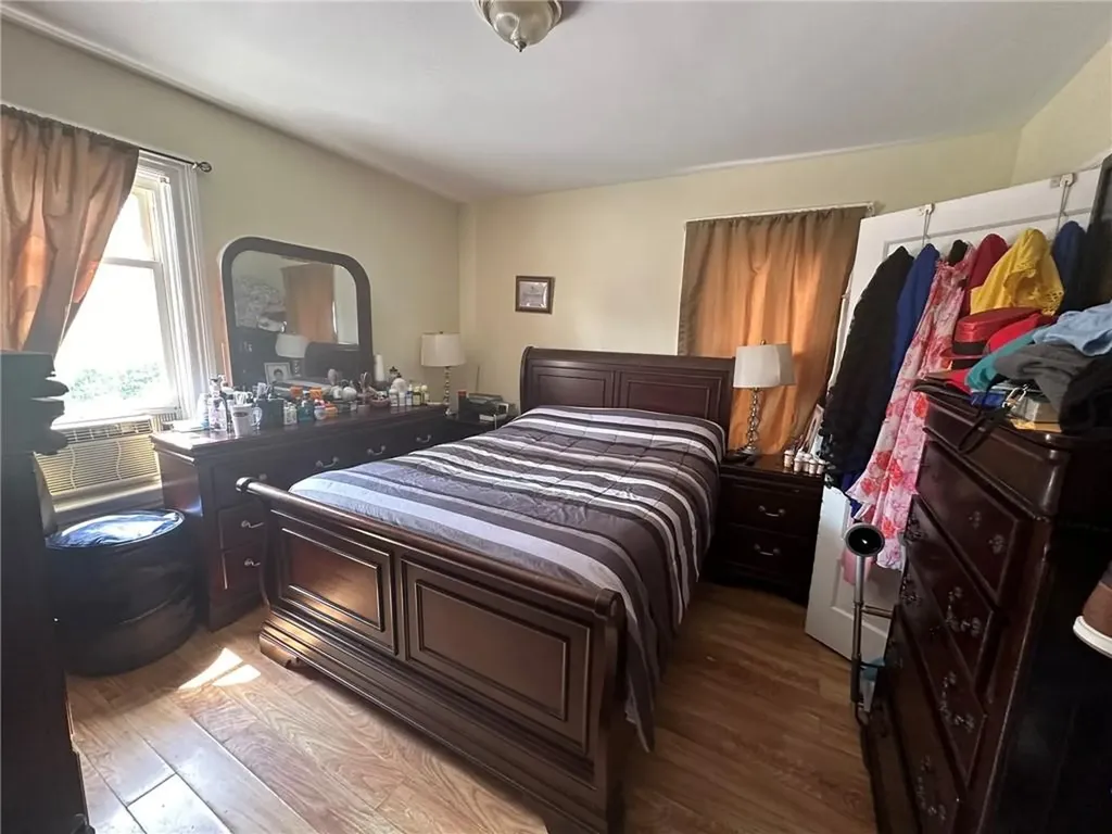 78 80 Potters Avenue Providence RI 02905
