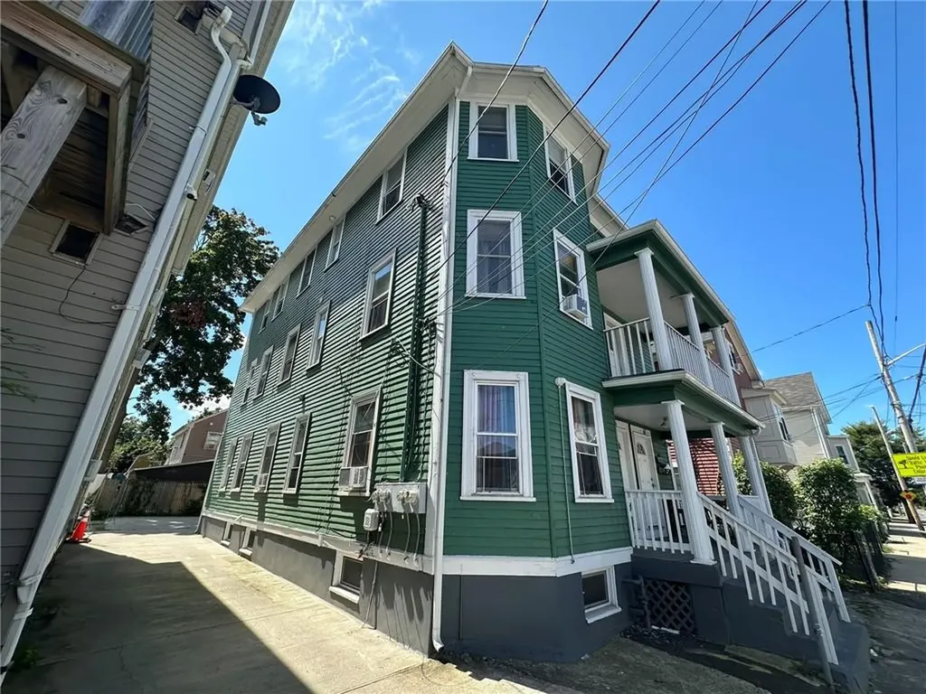 78 80 Potters Avenue Providence RI 02905
