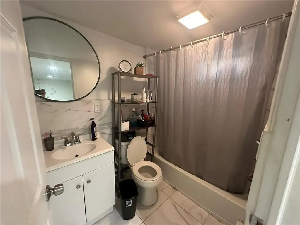 78 80 Potters Avenue Providence RI 02905