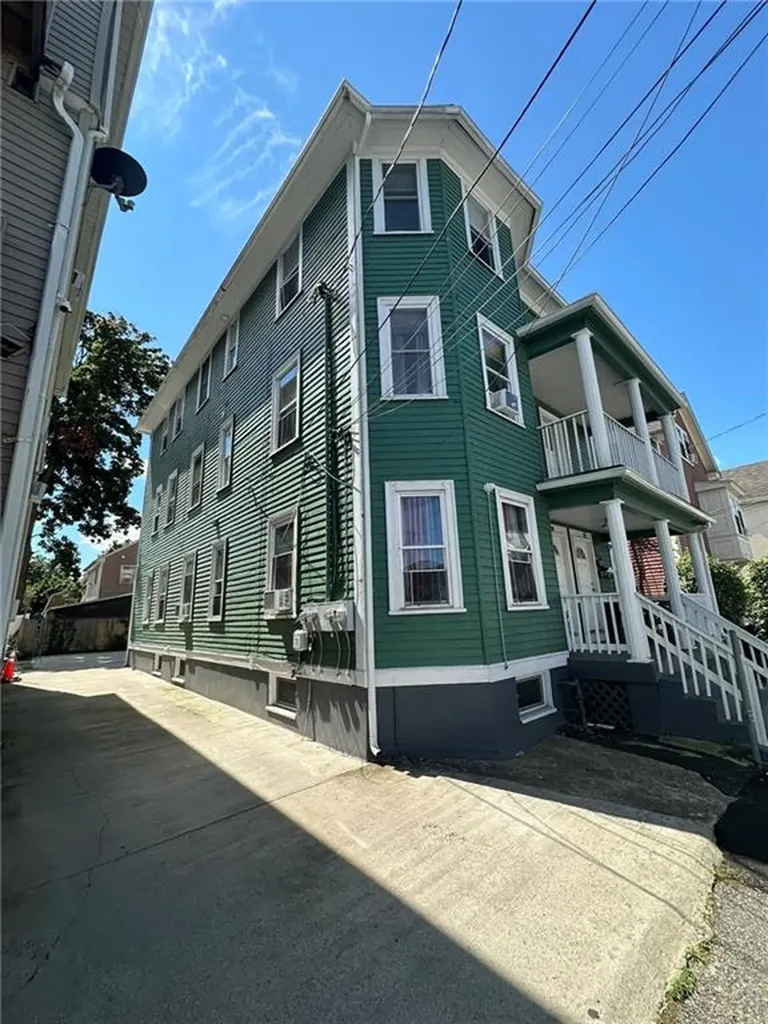 78 80 Potters Avenue Providence RI 02905