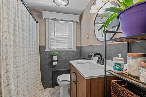 24 Ruxton Street Cranston RI 02910