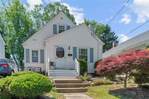 24 Ruxton Street Cranston RI 02910