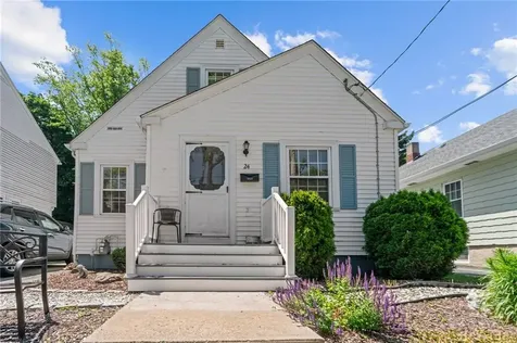 24 Ruxton Street Cranston RI 02910