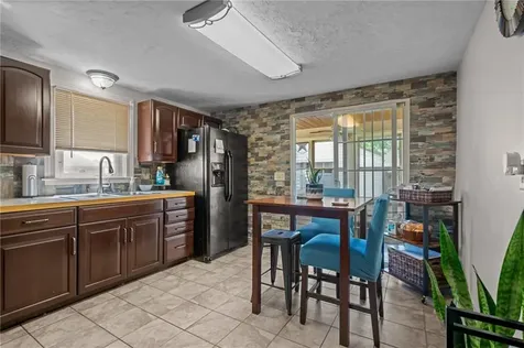 24 Ruxton Street Cranston RI 02910