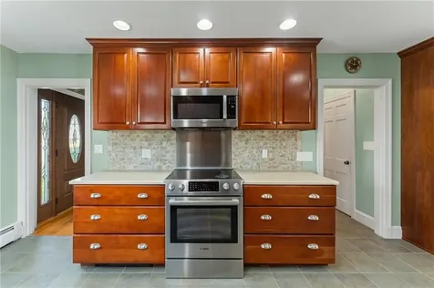 34 Tryon Avenue East Providence RI 02916