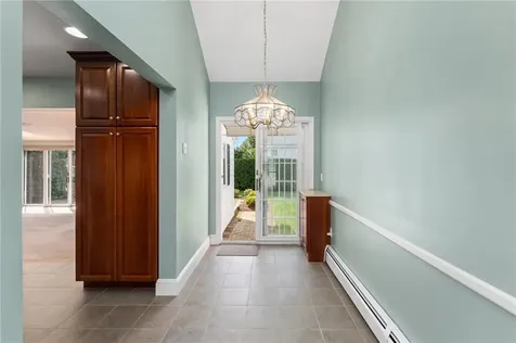 34 Tryon Avenue East Providence RI 02916