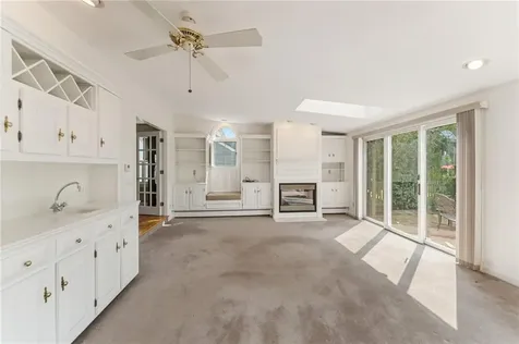 34 Tryon Avenue East Providence RI 02916