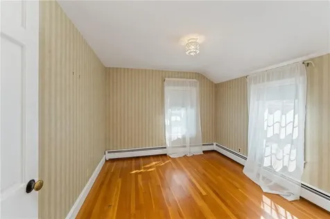 34 Tryon Avenue East Providence RI 02916