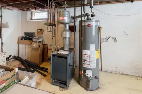 34 Tryon Avenue East Providence RI 02916