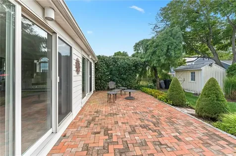 34 Tryon Avenue East Providence RI 02916