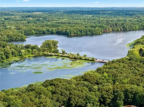 34 Tryon Avenue East Providence RI 02916