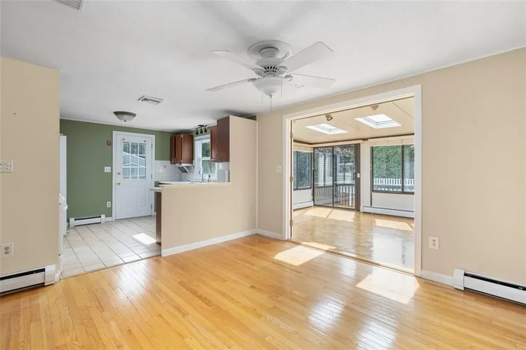 95 Amy Drive Cranston RI 02921