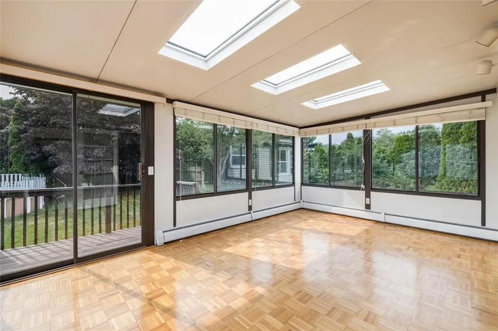 95 Amy Drive Cranston RI 02921