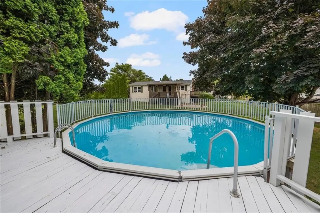 95 Amy Drive Cranston RI 02921