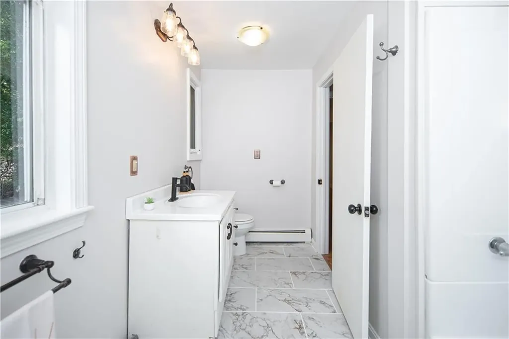 75 Glenco Road Warwick RI 02889