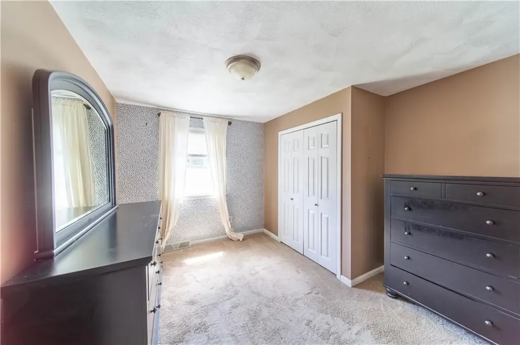 115 Pinewood Drive West Warwick RI 02893