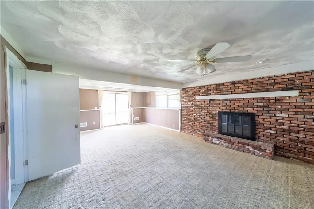 115 Pinewood Drive West Warwick RI 02893