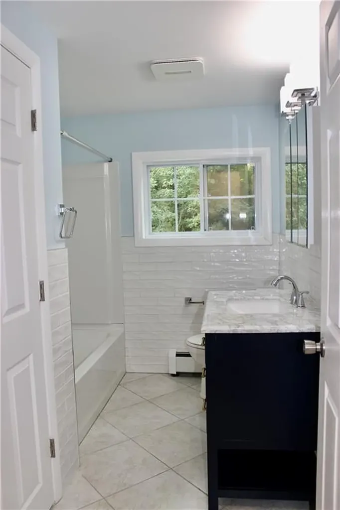 11 Manning Court Coventry RI 02816