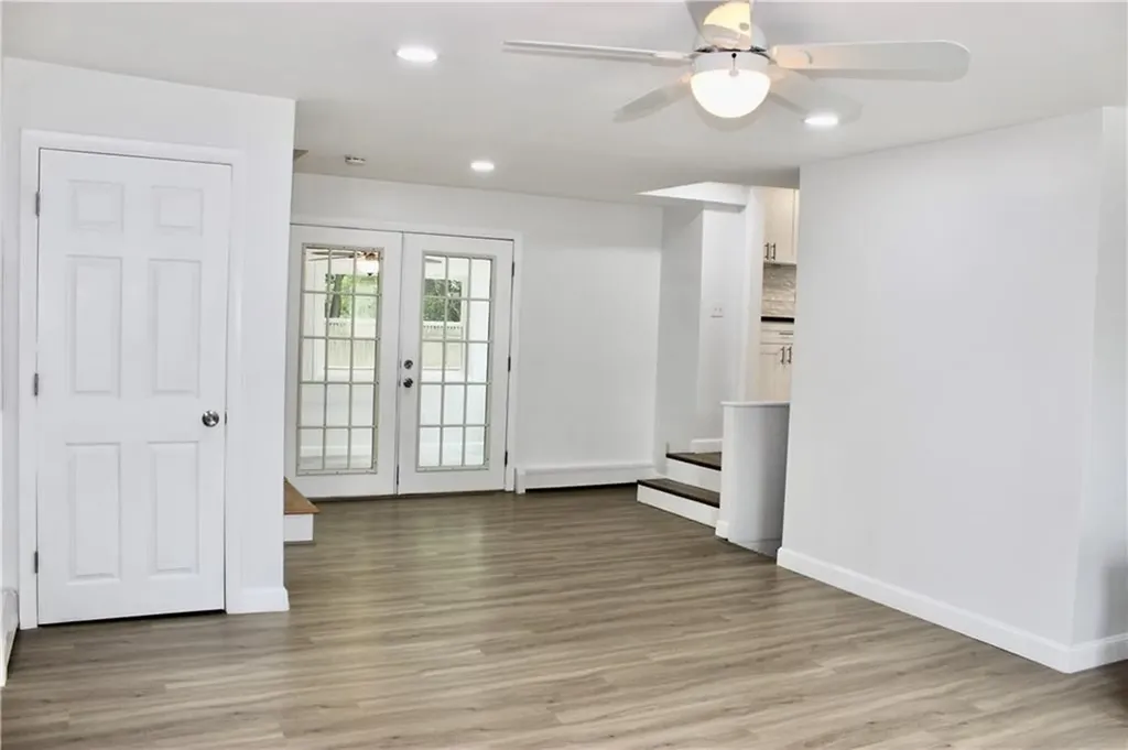 11 Manning Court Coventry RI 02816