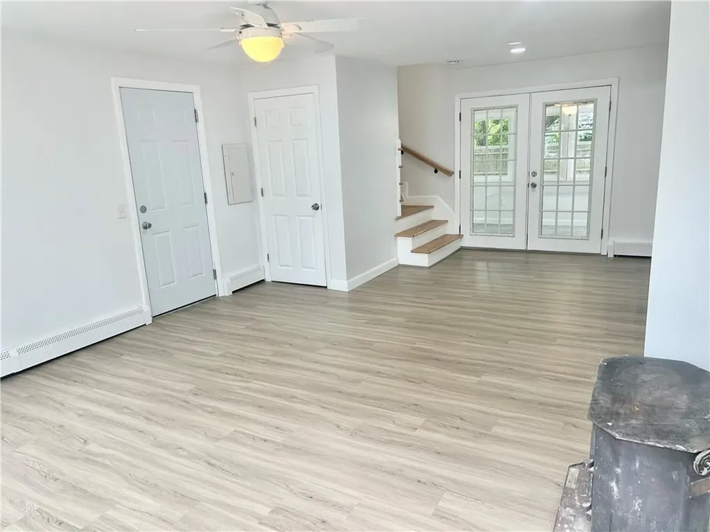 11 Manning Court Coventry RI 02816