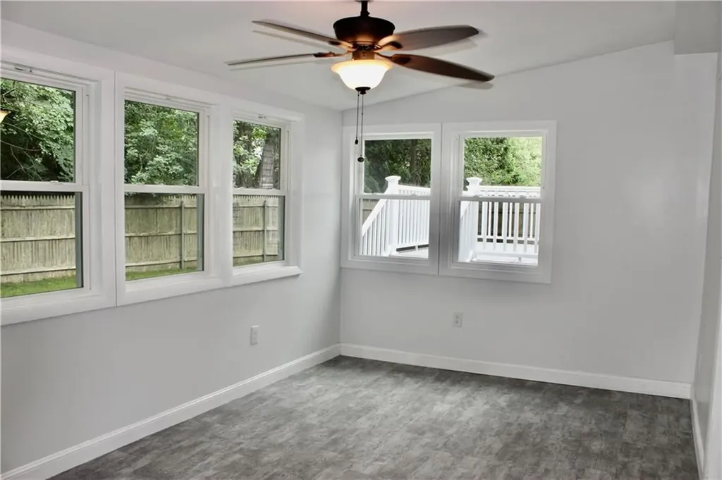11 Manning Court Coventry RI 02816