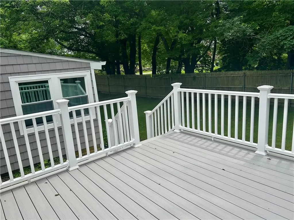 11 Manning Court Coventry RI 02816