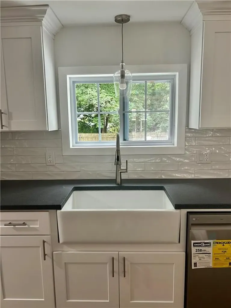 11 Manning Court Coventry RI 02816