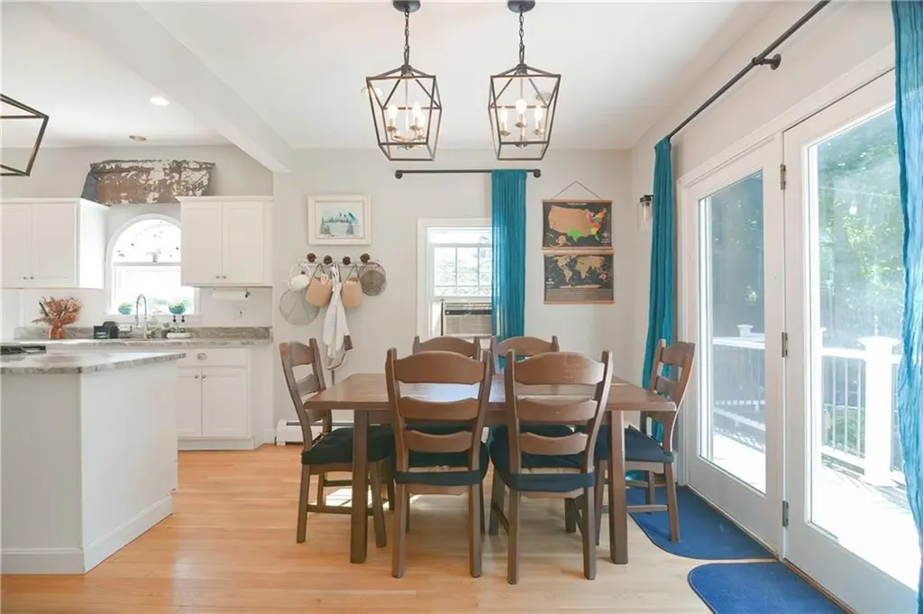 26 Howard Street Barrington RI 02806