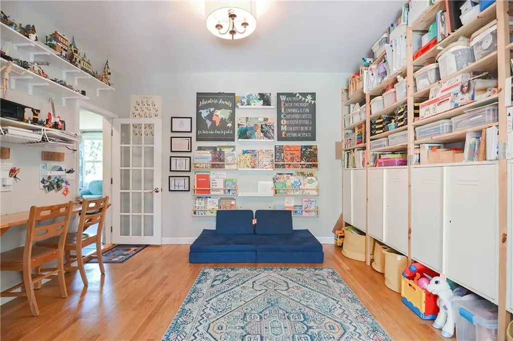 26 Howard Street Barrington RI 02806