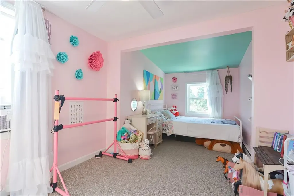 26 Howard Street Barrington RI 02806