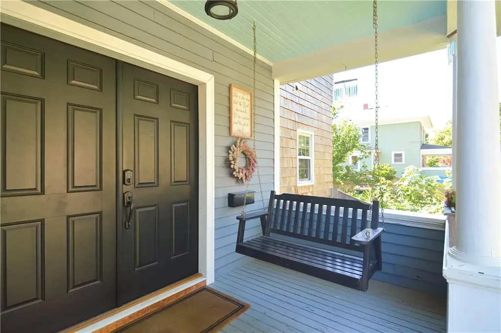 26 Howard Street Barrington RI 02806