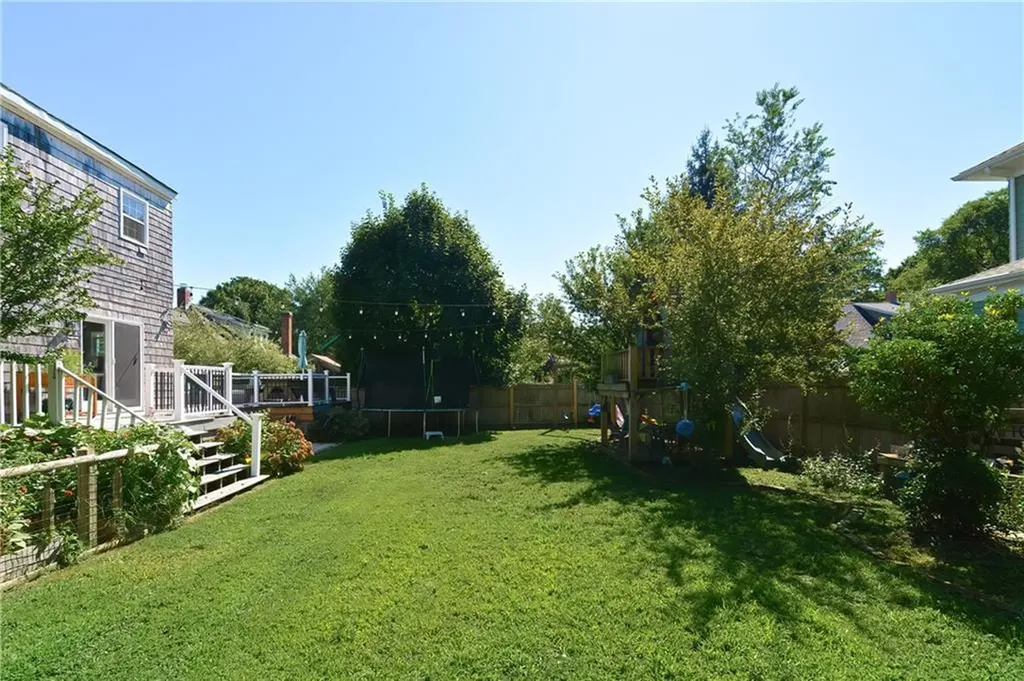 26 Howard Street Barrington RI 02806