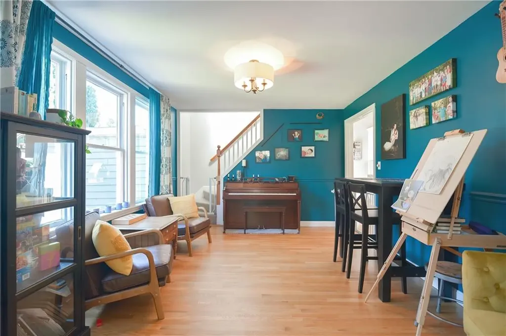 26 Howard Street Barrington RI 02806
