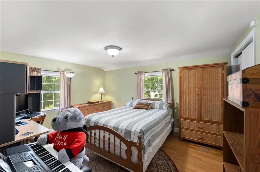110 Sweetbriar Drive Cranston RI 02920