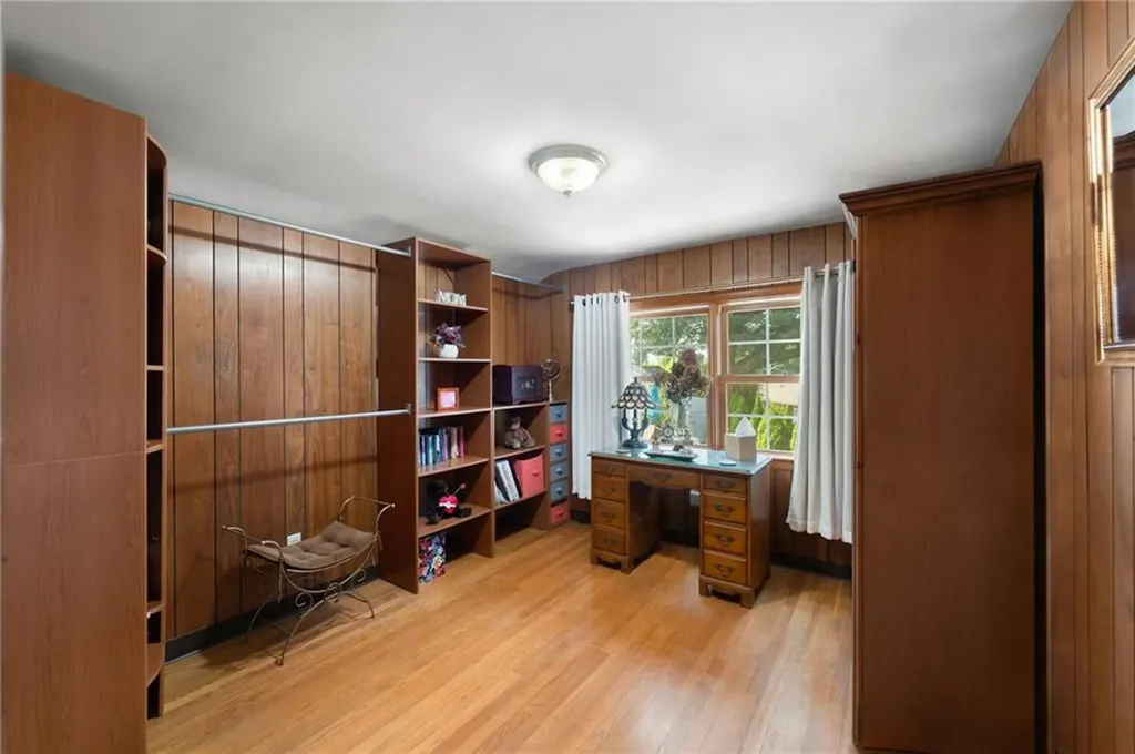 110 Sweetbriar Drive Cranston RI 02920