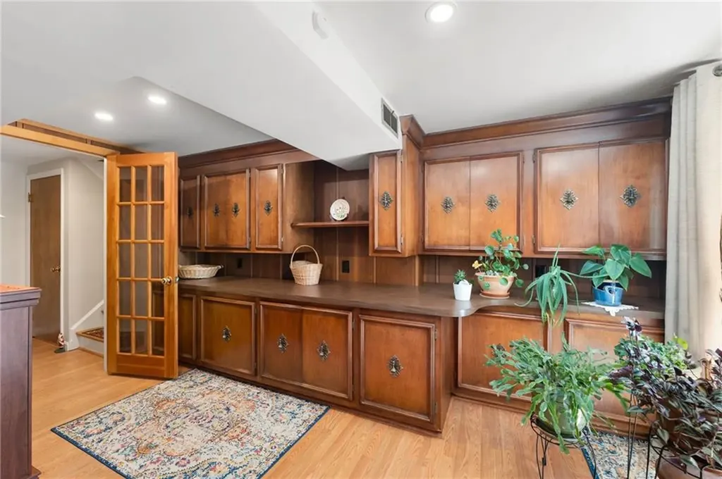 110 Sweetbriar Drive Cranston RI 02920