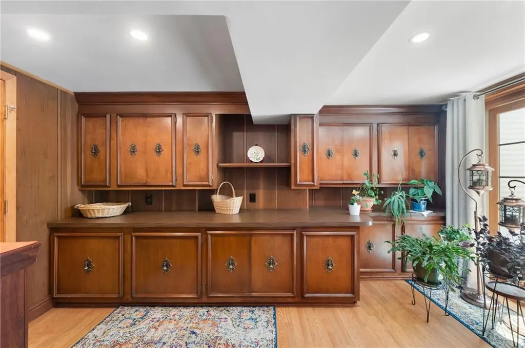 110 Sweetbriar Drive Cranston RI 02920